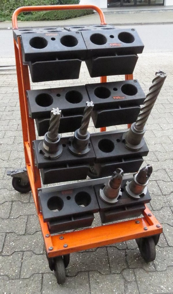 gebr. CNC Werkzeugwagen von Kelch ISO 50 Aufnahmen